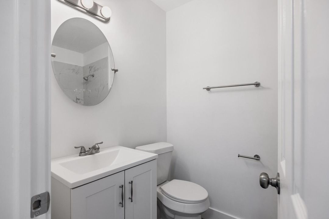 For Sale: $364,000 (2 beds, 2 baths, 1166 Square Feet)