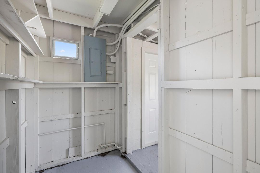 For Sale: $364,000 (2 beds, 2 baths, 1166 Square Feet)