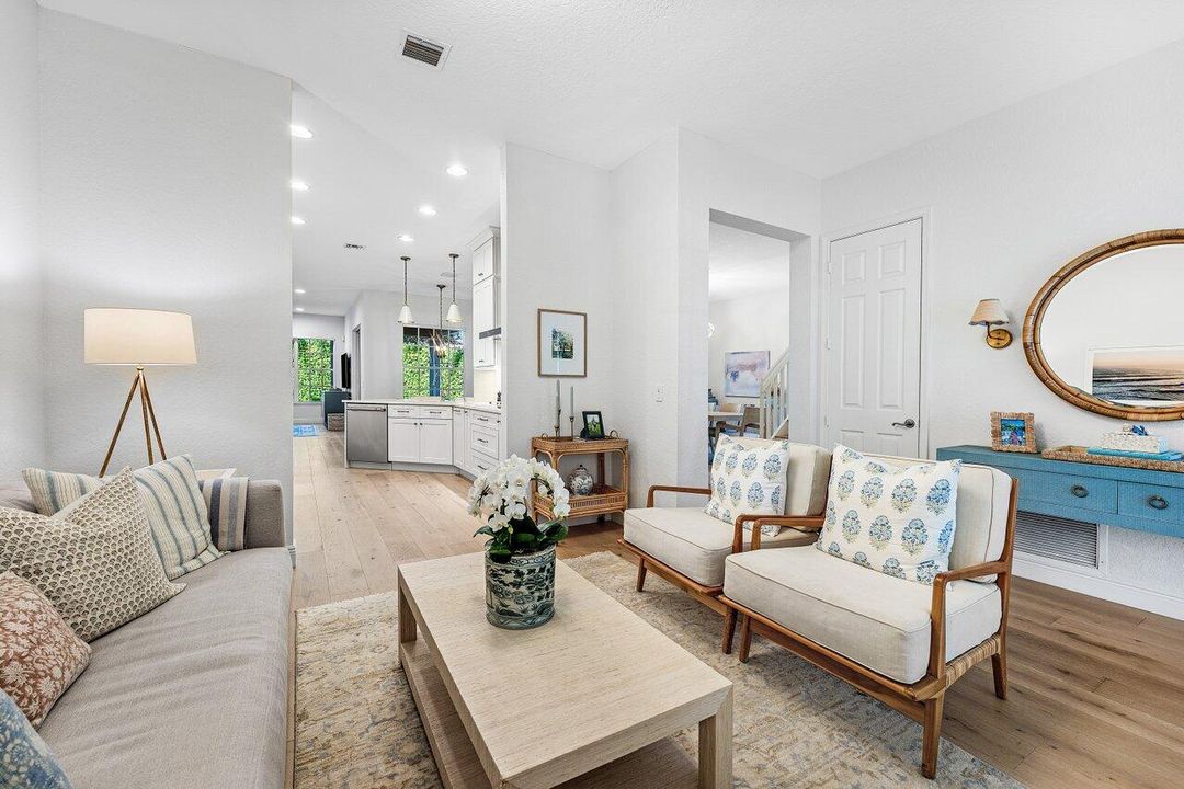 For Sale: $1,674,000 (4 beds, 4 baths, 3122 Square Feet)