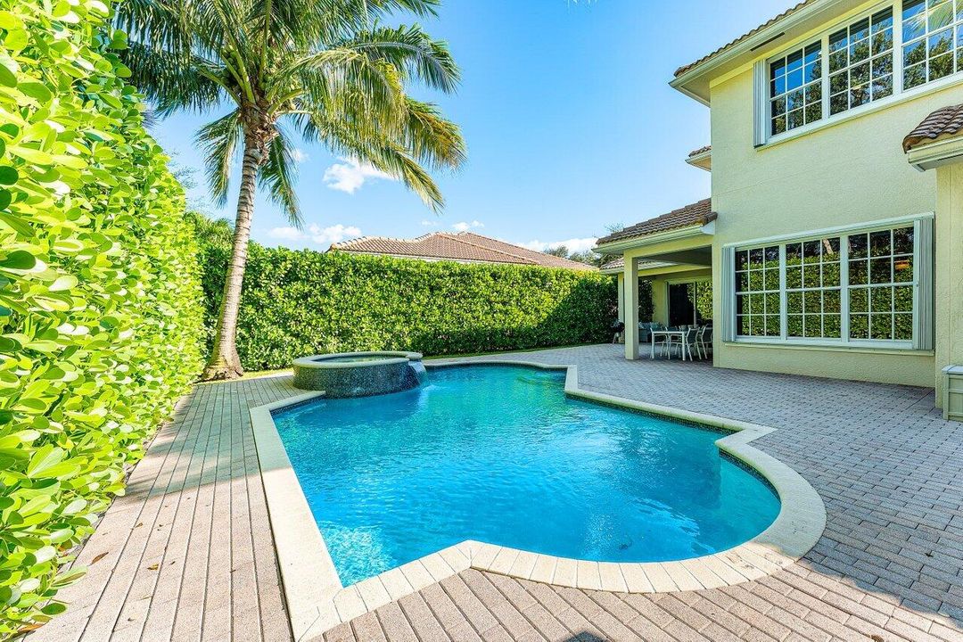 For Sale: $1,674,000 (4 beds, 4 baths, 3122 Square Feet)