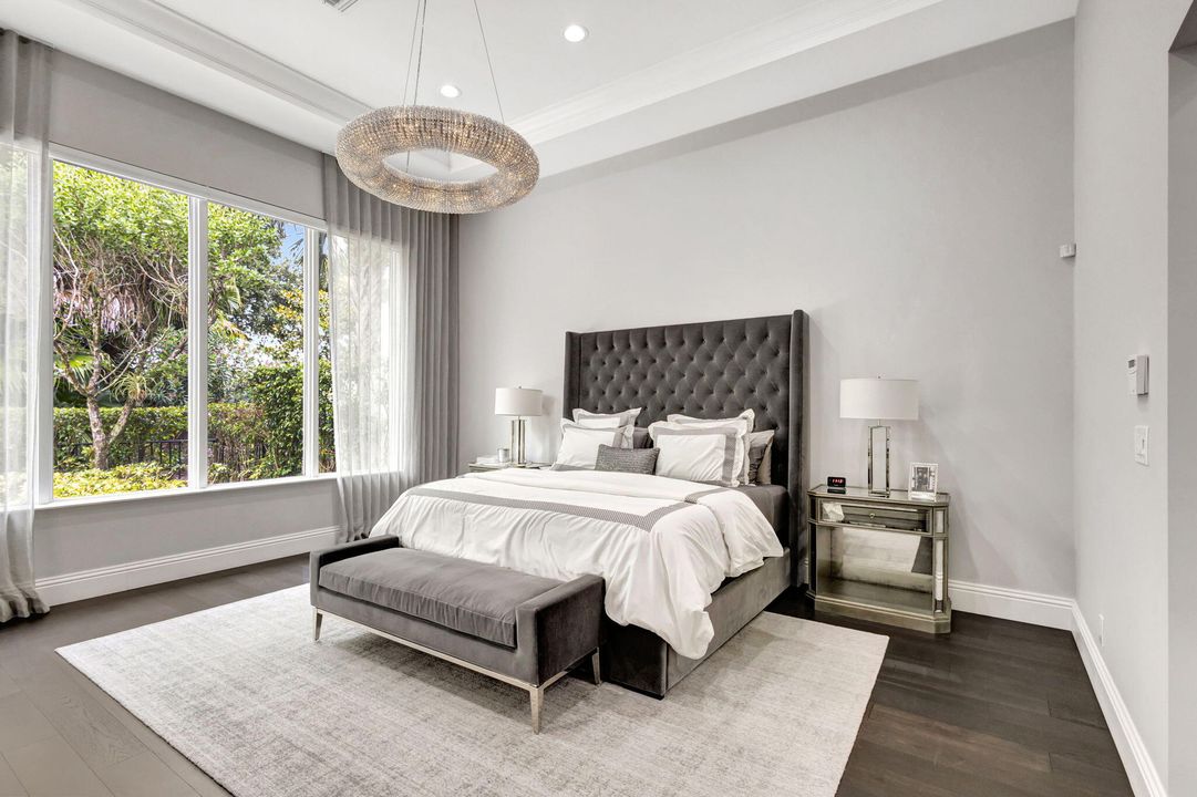 En Venta: $3,199,000 (4 camas, 4 baños, 4228 Pies cuadrados)