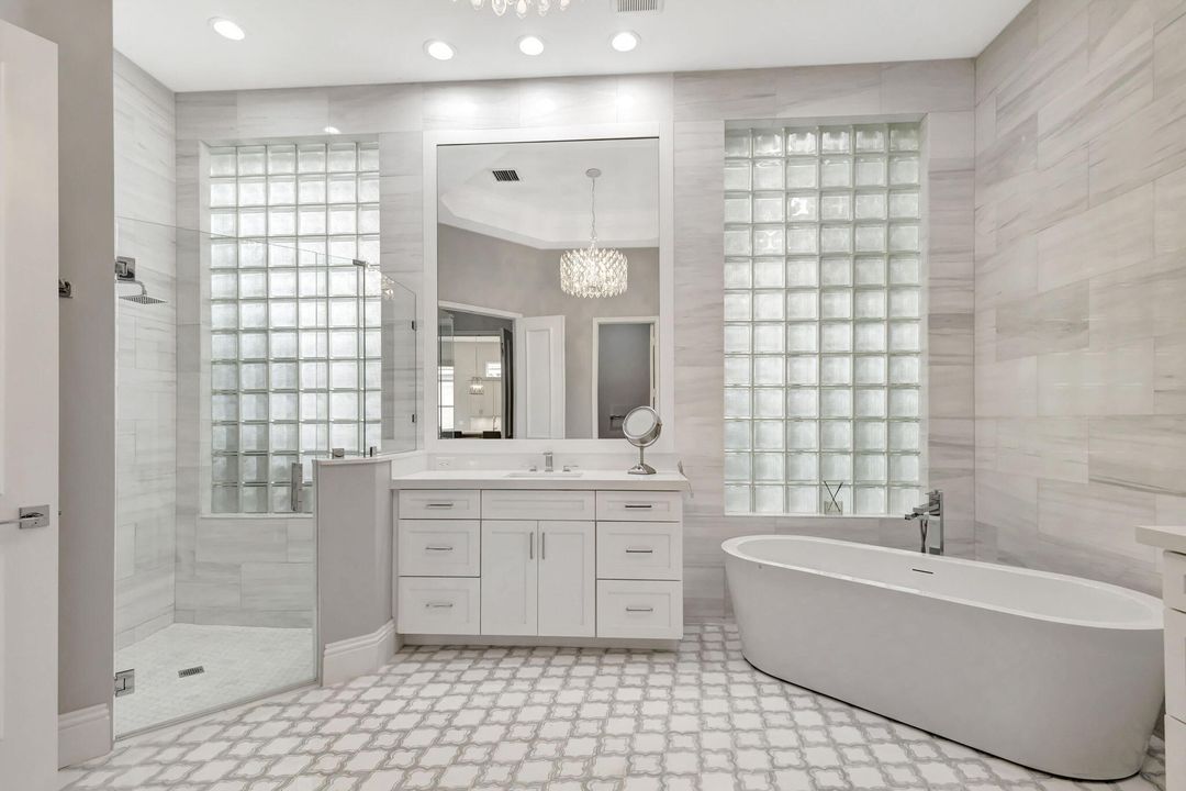 En Venta: $3,199,000 (4 camas, 4 baños, 4228 Pies cuadrados)