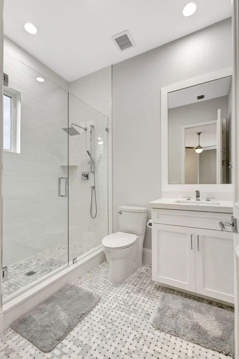 En Venta: $3,199,000 (4 camas, 4 baños, 4228 Pies cuadrados)