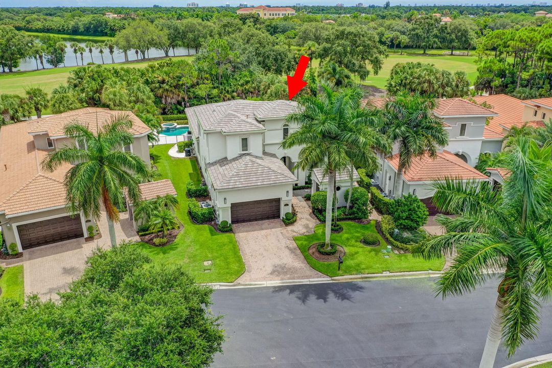 En Venta: $3,199,000 (4 camas, 4 baños, 4228 Pies cuadrados)