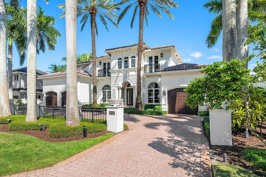 На продажу: $4,995,000 (5 спален, 5 ванн, 4805 Квадратных фут)