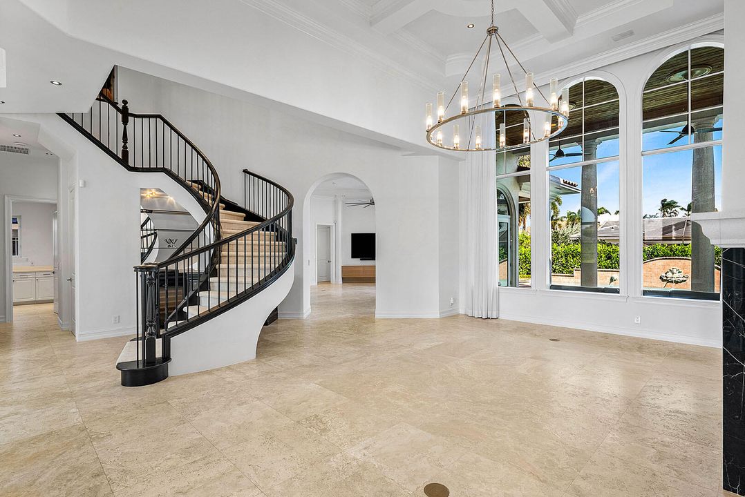 На продажу: $4,995,000 (5 спален, 5 ванн, 4805 Квадратных фут)