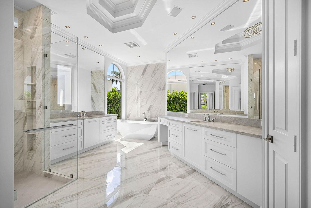 На продажу: $4,995,000 (5 спален, 5 ванн, 4805 Квадратных фут)