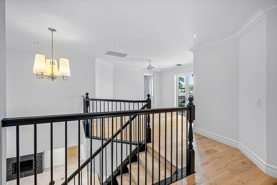 На продажу: $4,995,000 (5 спален, 5 ванн, 4805 Квадратных фут)