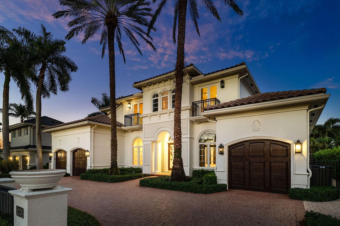 На продажу: $4,995,000 (5 спален, 5 ванн, 4805 Квадратных фут)