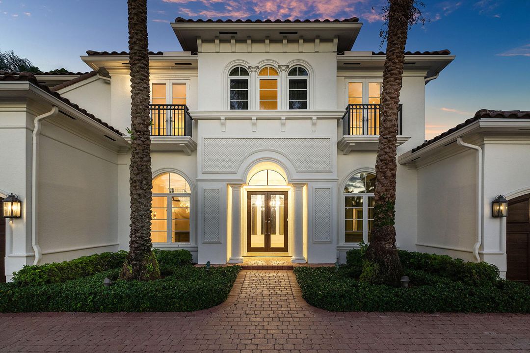 На продажу: $4,995,000 (5 спален, 5 ванн, 4805 Квадратных фут)