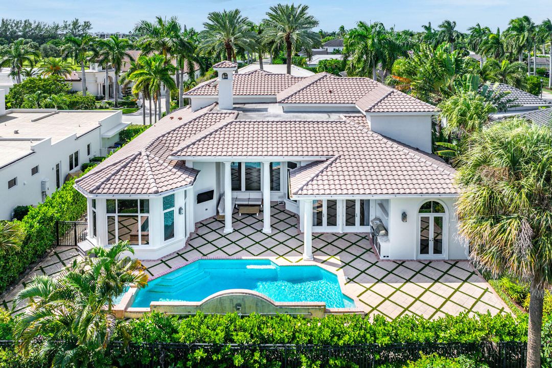 На продажу: $4,995,000 (5 спален, 5 ванн, 4805 Квадратных фут)