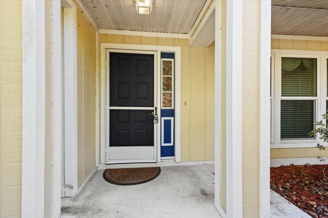 Active With Contract: $400,000 (3 beds, 2 baths, 1546 Square Feet)