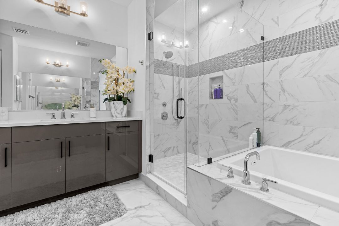 На продажу: $1,895,000 (5 спален, 6 ванн, 4182 Квадратных фут)