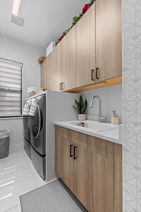 На продажу: $1,895,000 (5 спален, 6 ванн, 4182 Квадратных фут)