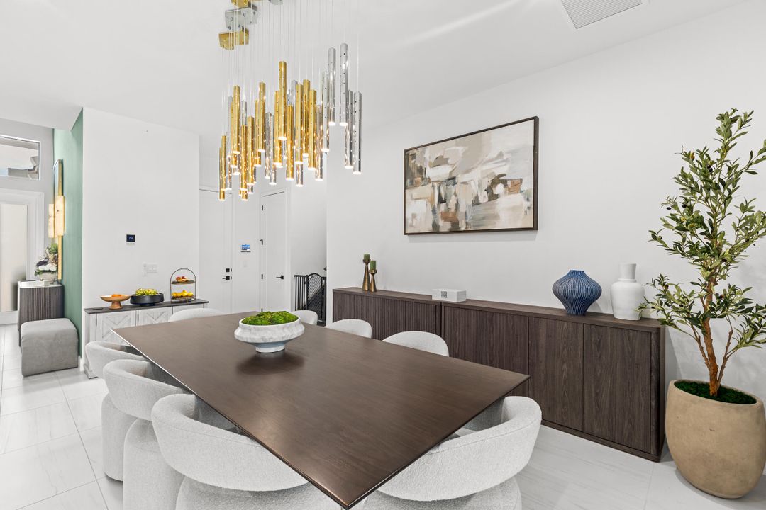 На продажу: $1,895,000 (5 спален, 6 ванн, 4182 Квадратных фут)