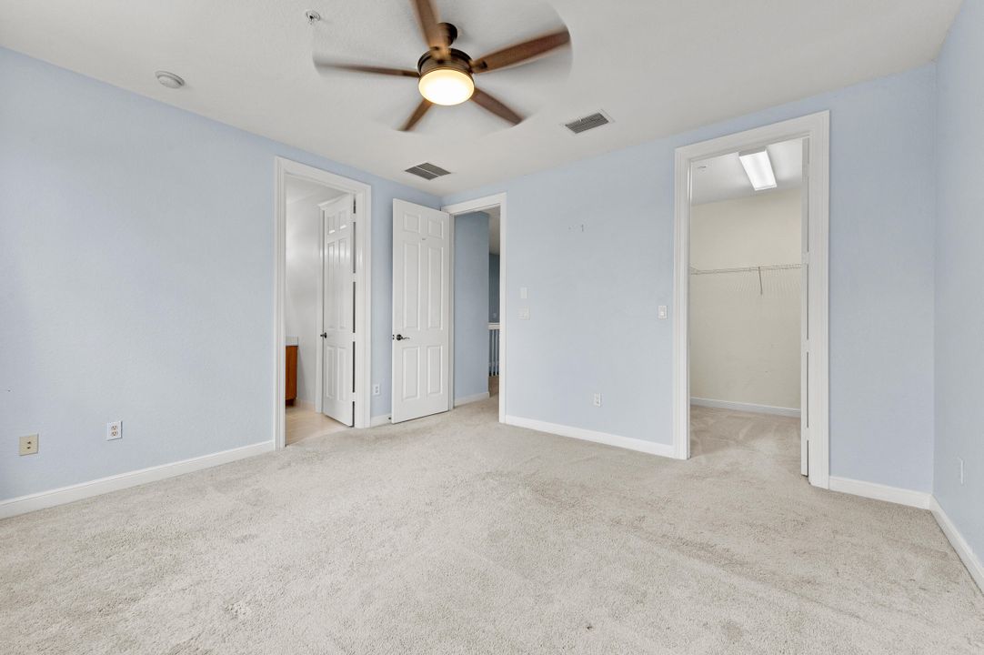 For Sale: $420,000 (4 beds, 3 baths, 2215 Square Feet)