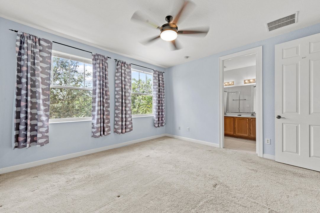 For Sale: $420,000 (4 beds, 3 baths, 2215 Square Feet)