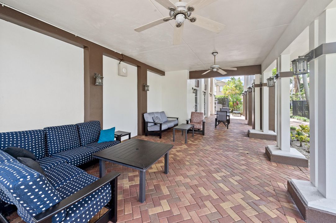 For Sale: $420,000 (4 beds, 3 baths, 2215 Square Feet)