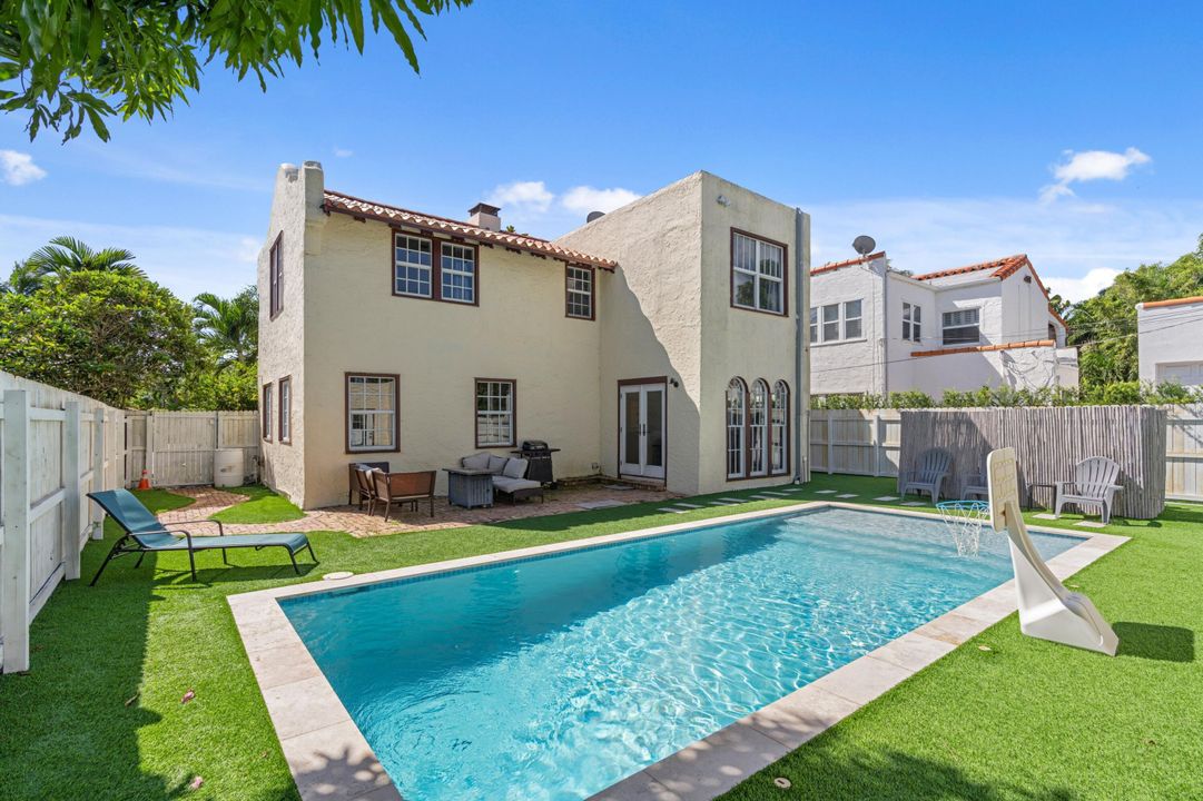 For Sale: $1,495,000 (3 beds, 2 baths, 2104 Square Feet)