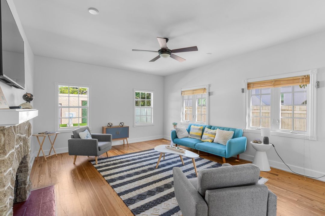 For Sale: $1,495,000 (3 beds, 2 baths, 2104 Square Feet)