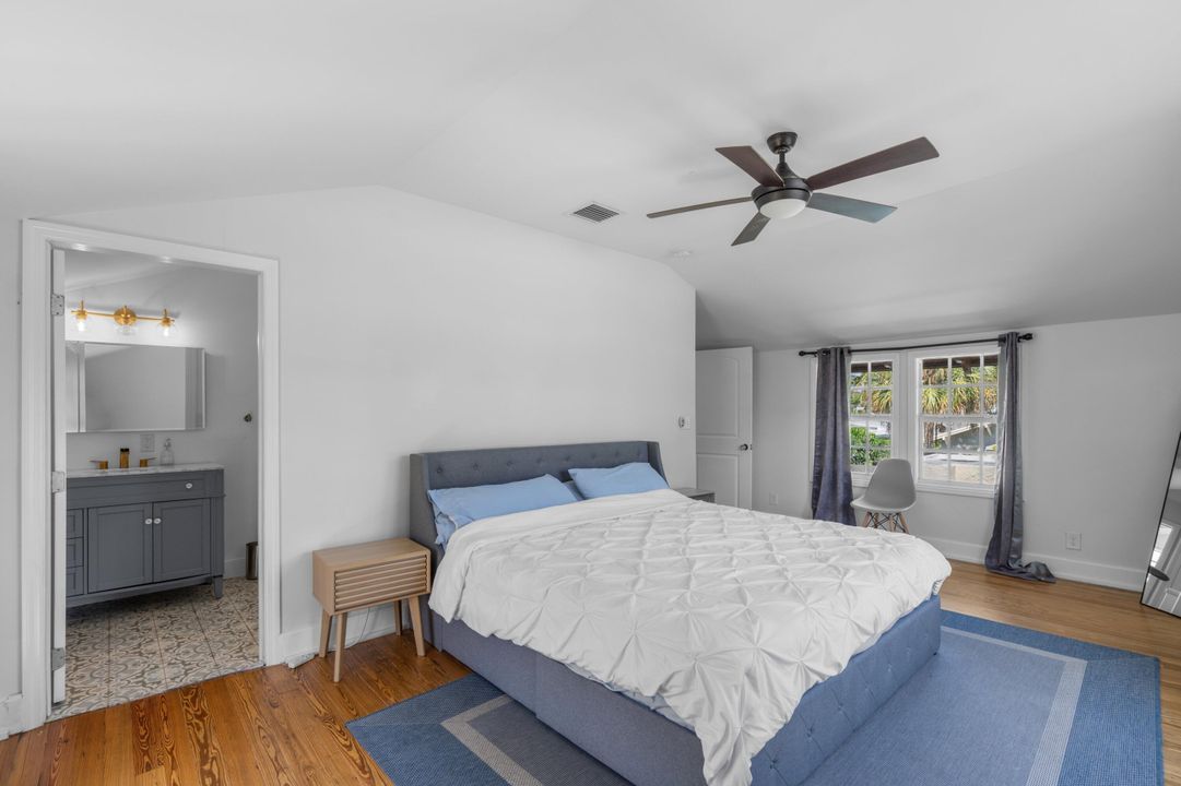 For Sale: $1,495,000 (3 beds, 2 baths, 2104 Square Feet)