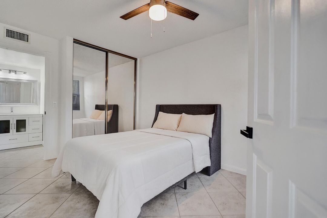 For Sale: $385,000 (3 beds, 2 baths, 1284 Square Feet)