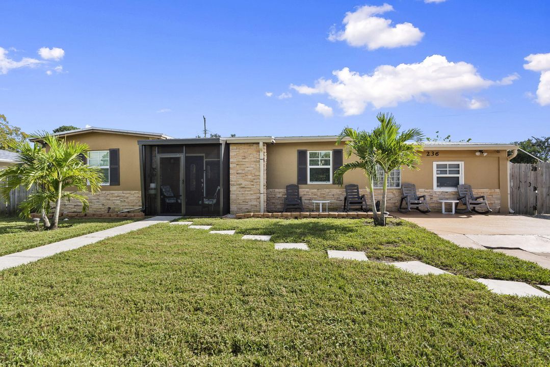 На продажу: $315,000 (3 спален, 2 ванн, 1557 Квадратных фут)