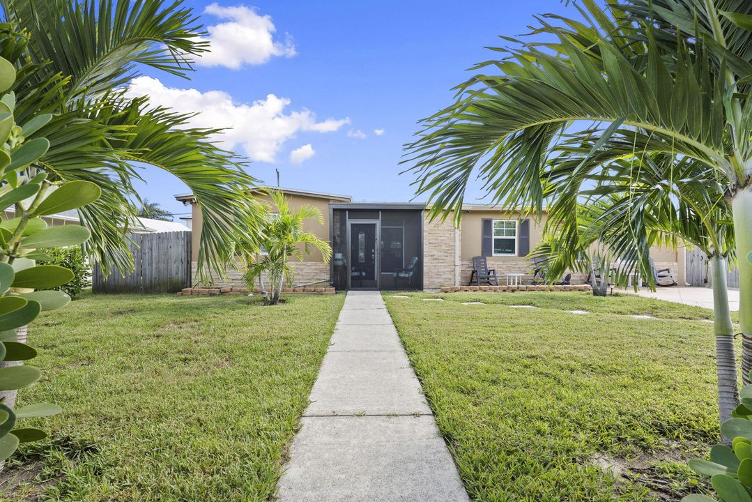 На продажу: $315,000 (3 спален, 2 ванн, 1557 Квадратных фут)