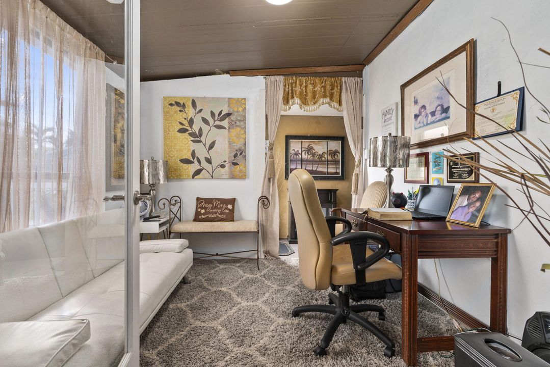 На продажу: $315,000 (3 спален, 2 ванн, 1557 Квадратных фут)