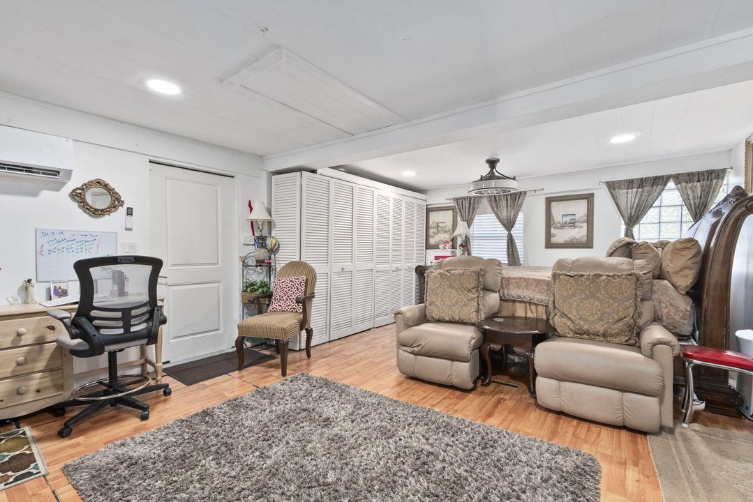 На продажу: $315,000 (3 спален, 2 ванн, 1557 Квадратных фут)