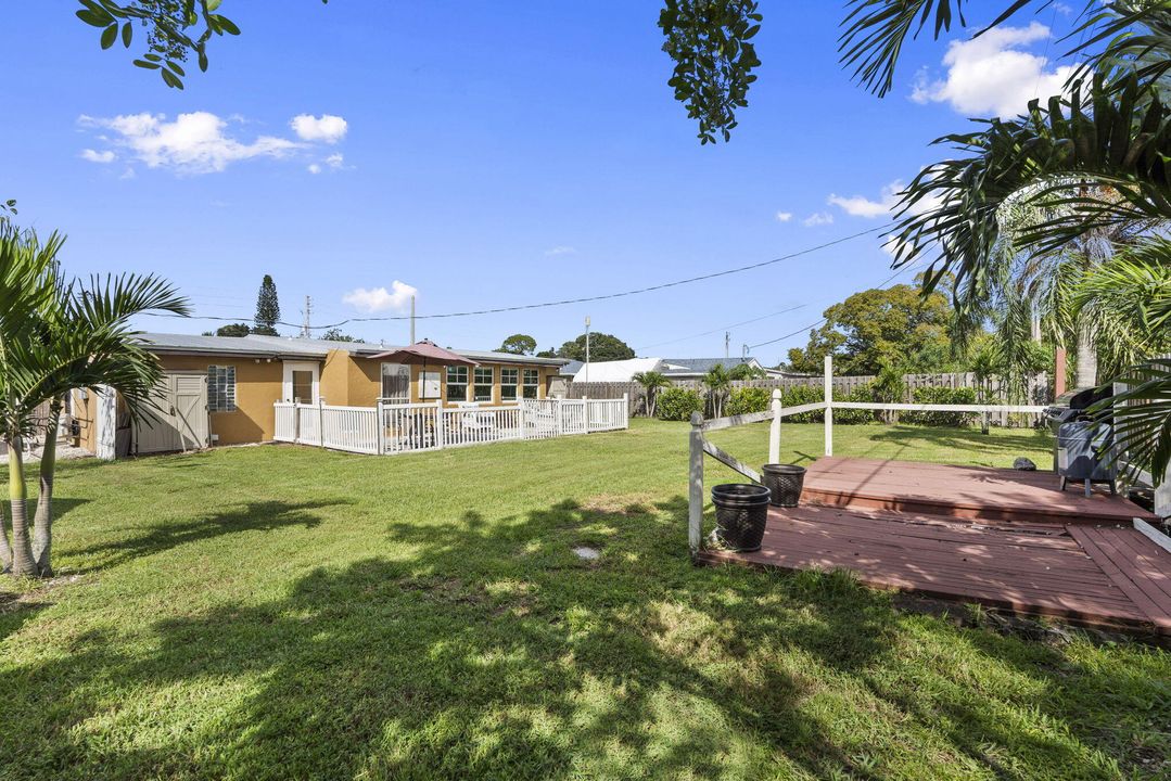 На продажу: $315,000 (3 спален, 2 ванн, 1557 Квадратных фут)