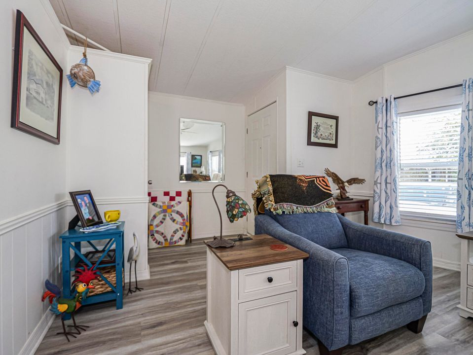 待售: $264,000 (2 贝兹, 2 浴室, 1146 平方英尺)