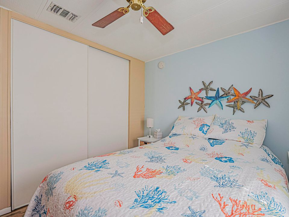 待售: $264,000 (2 贝兹, 2 浴室, 1146 平方英尺)