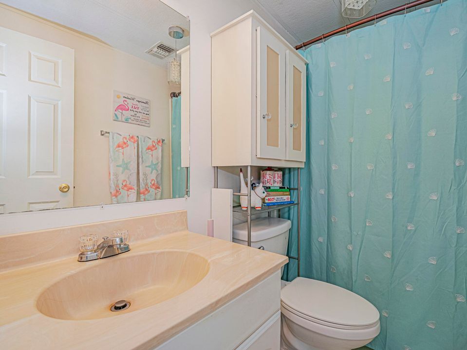 待售: $264,000 (2 贝兹, 2 浴室, 1146 平方英尺)