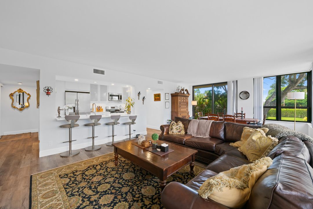 待售: $499,999 (2 贝兹, 2 浴室, 1420 平方英尺)