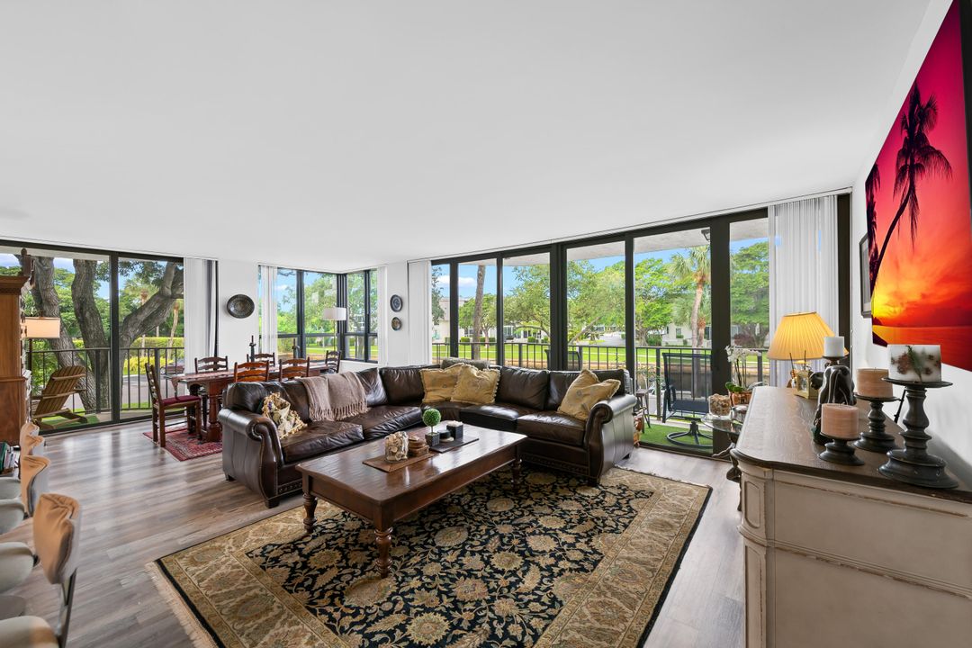 待售: $499,999 (2 贝兹, 2 浴室, 1420 平方英尺)