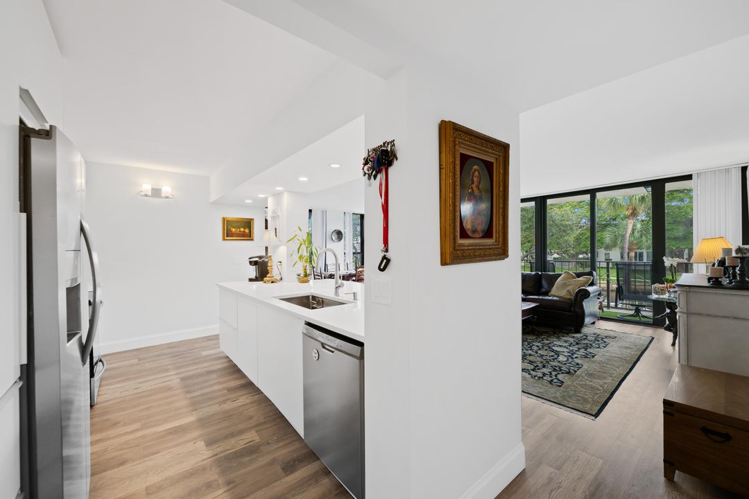 待售: $499,999 (2 贝兹, 2 浴室, 1420 平方英尺)