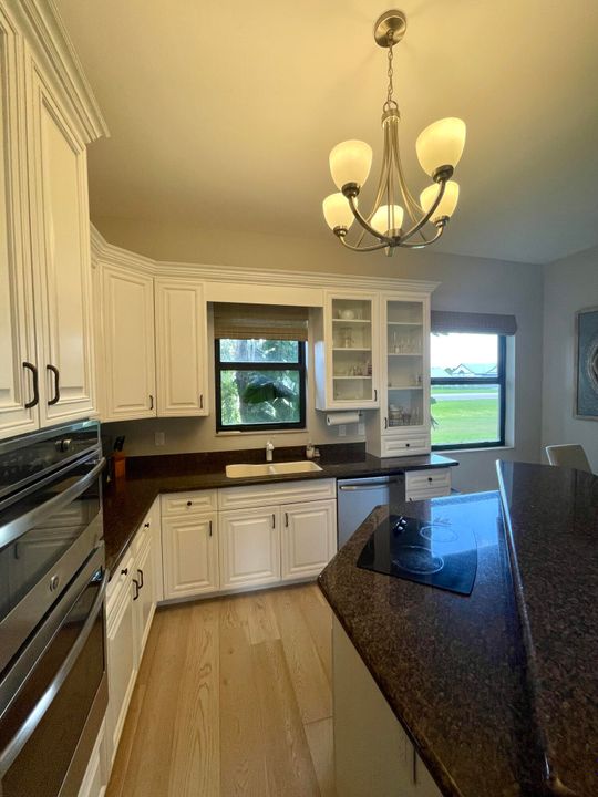 For Rent: $6,500 (2 beds, 1 baths, 1000 Square Feet)