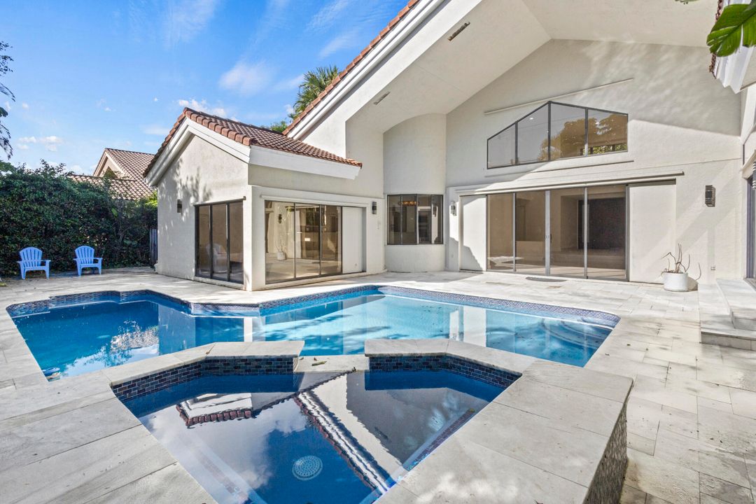 En Renta: $9,500 (4 camas, 3 baños, 3186 Pies cuadrados)