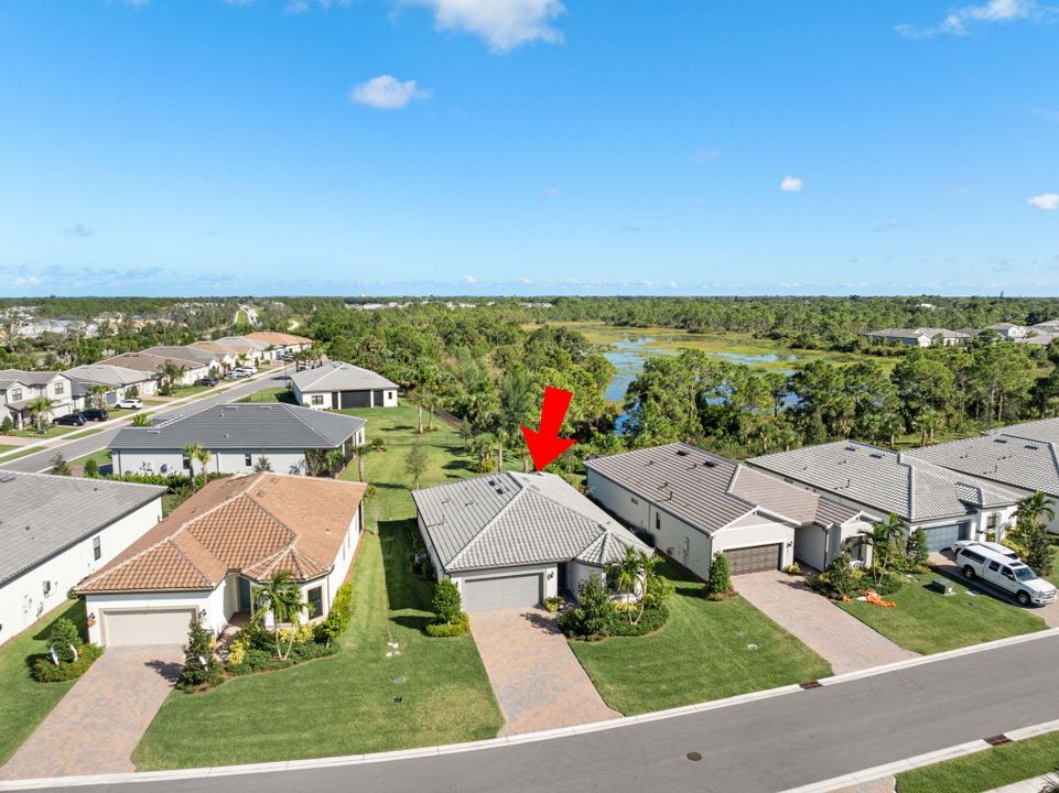 For Sale: $489,000 (3 beds, 2 baths, 1695 Square Feet)