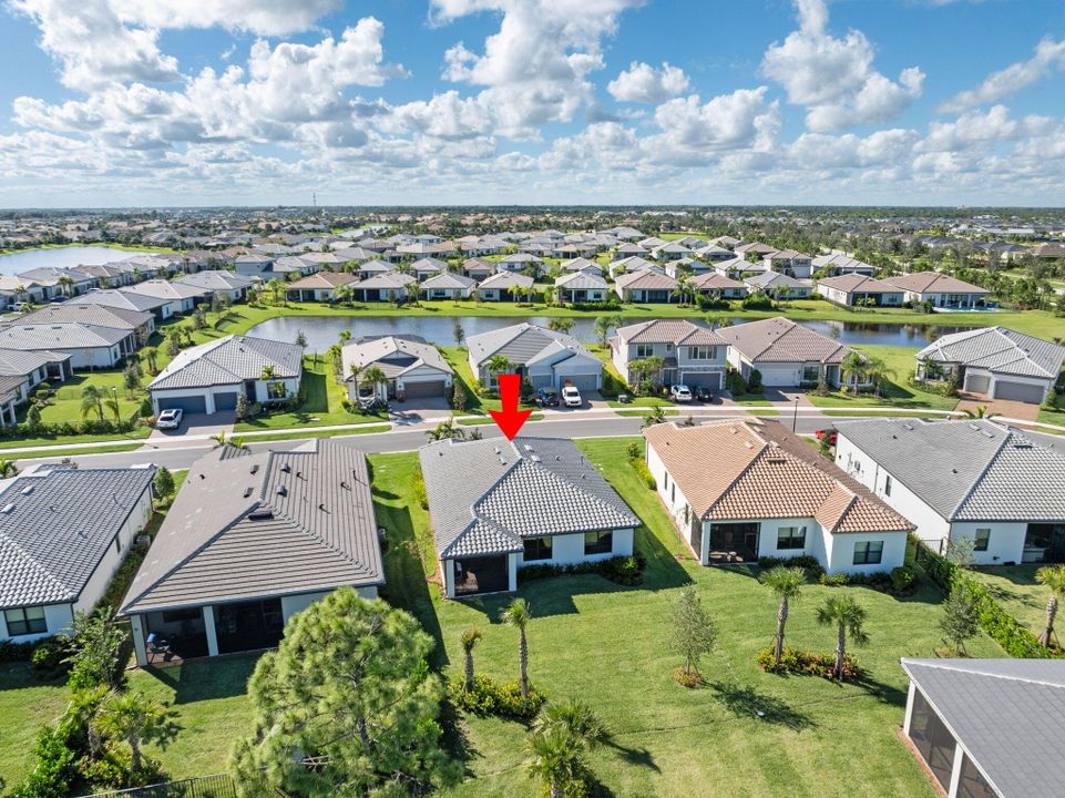 For Sale: $489,000 (3 beds, 2 baths, 1695 Square Feet)