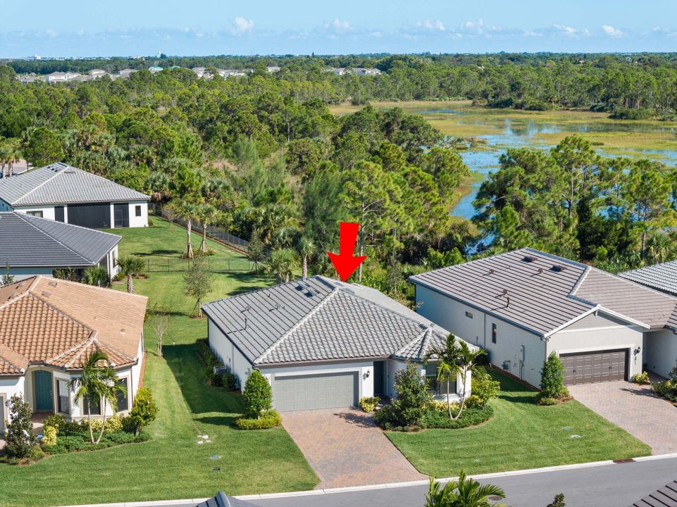 For Sale: $489,000 (3 beds, 2 baths, 1695 Square Feet)