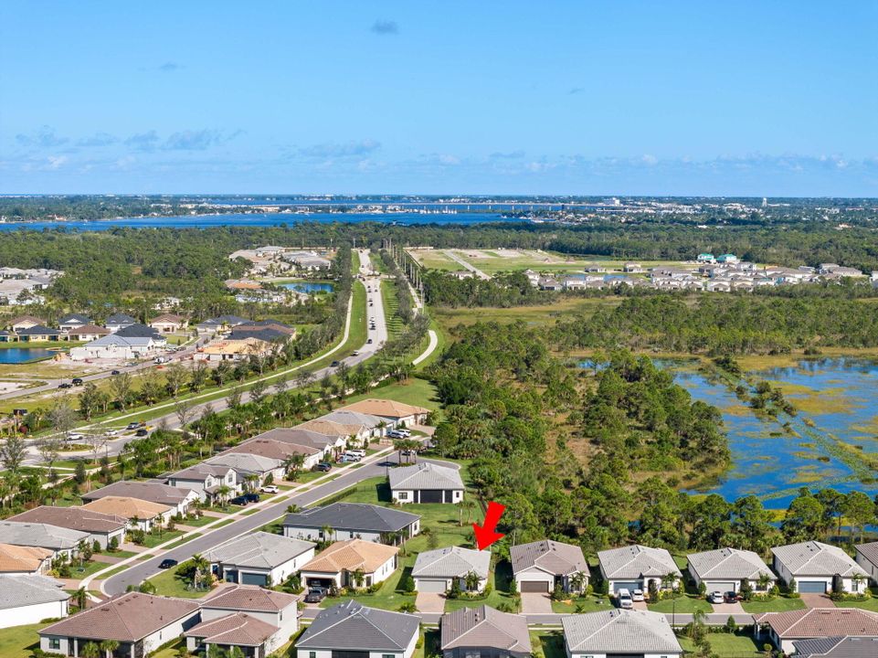 For Sale: $489,000 (3 beds, 2 baths, 1695 Square Feet)