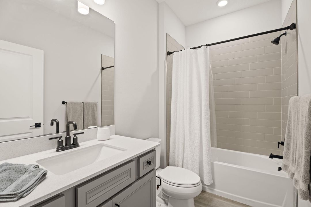 For Sale: $489,000 (3 beds, 2 baths, 1695 Square Feet)