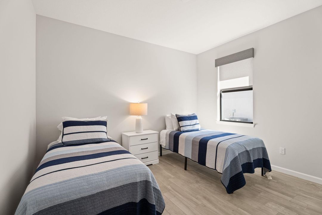 For Sale: $489,000 (3 beds, 2 baths, 1695 Square Feet)