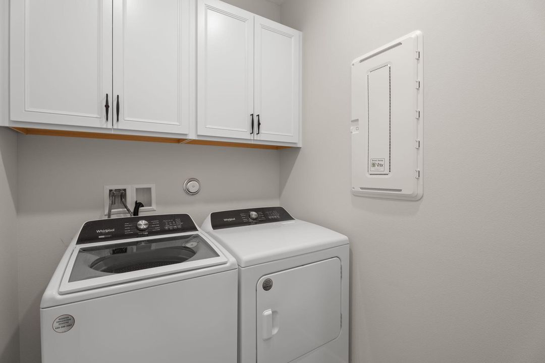 For Sale: $489,000 (3 beds, 2 baths, 1695 Square Feet)