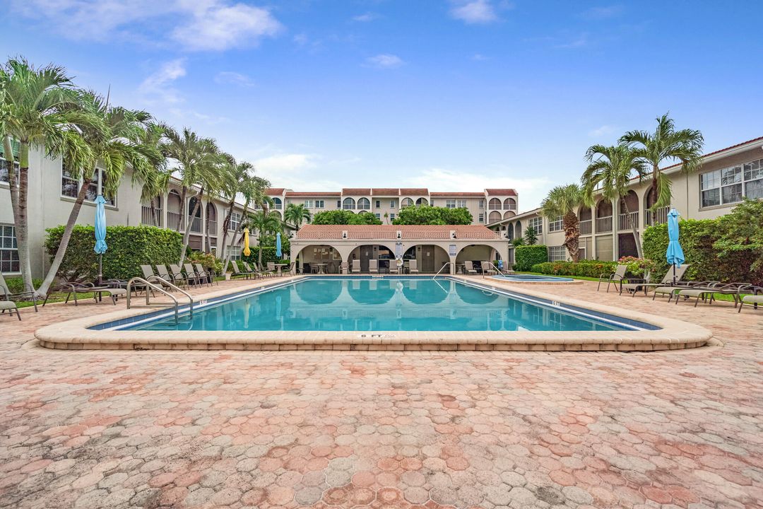 En Venta: $210,000 (2 camas, 2 baños, 1080 Pies cuadrados)