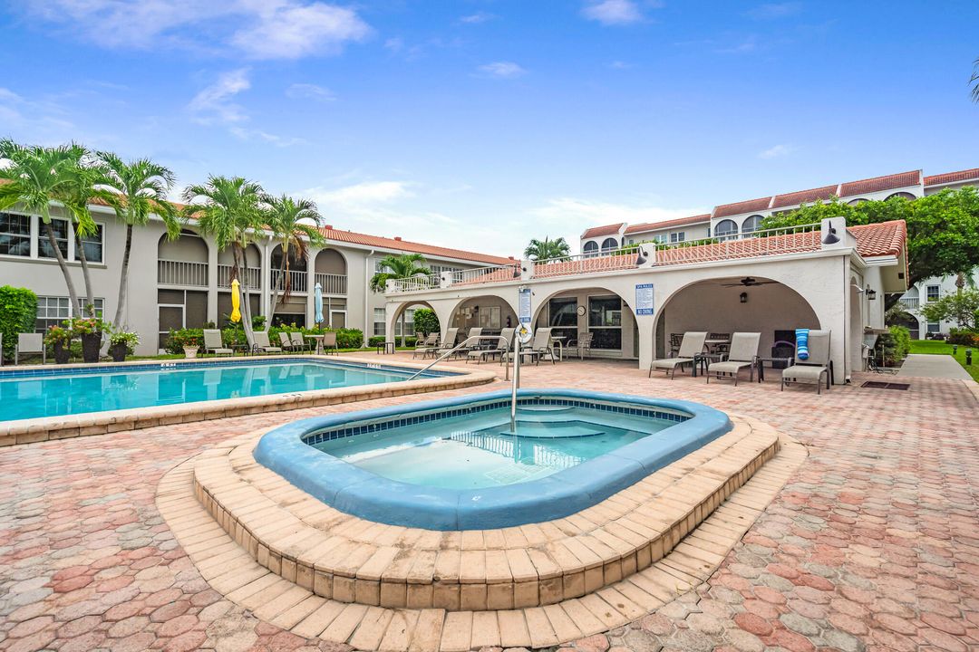 En Venta: $210,000 (2 camas, 2 baños, 1080 Pies cuadrados)