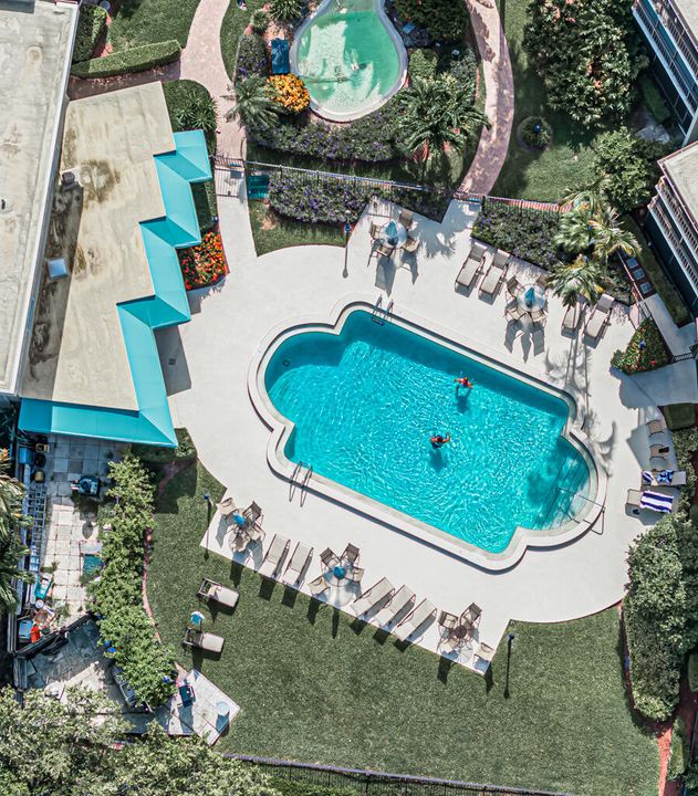 For Rent: $3,600 (2 beds, 2 baths, 1121 Square Feet)