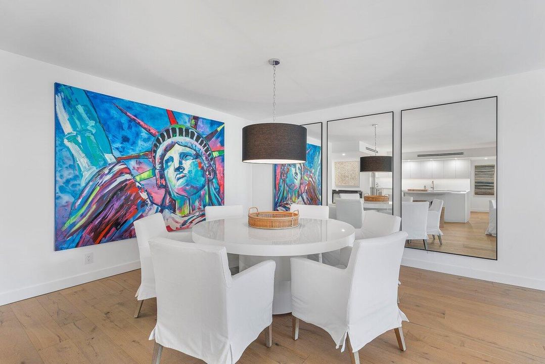 For Sale: $4,595,000 (2 beds, 2 baths, 1717 Square Feet)